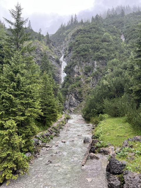 Im Höhenbachtal unterhalb der Roßgumpenalm