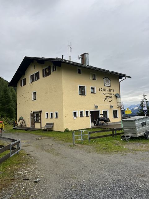 Skihütte Zams am Venet