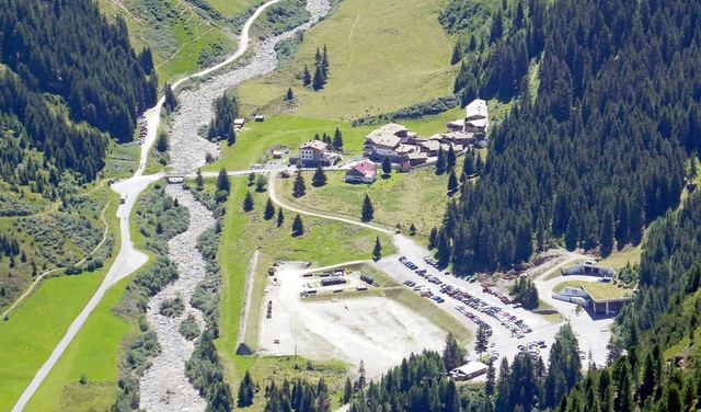 Mittelberg im hinteren Pitztal von oben